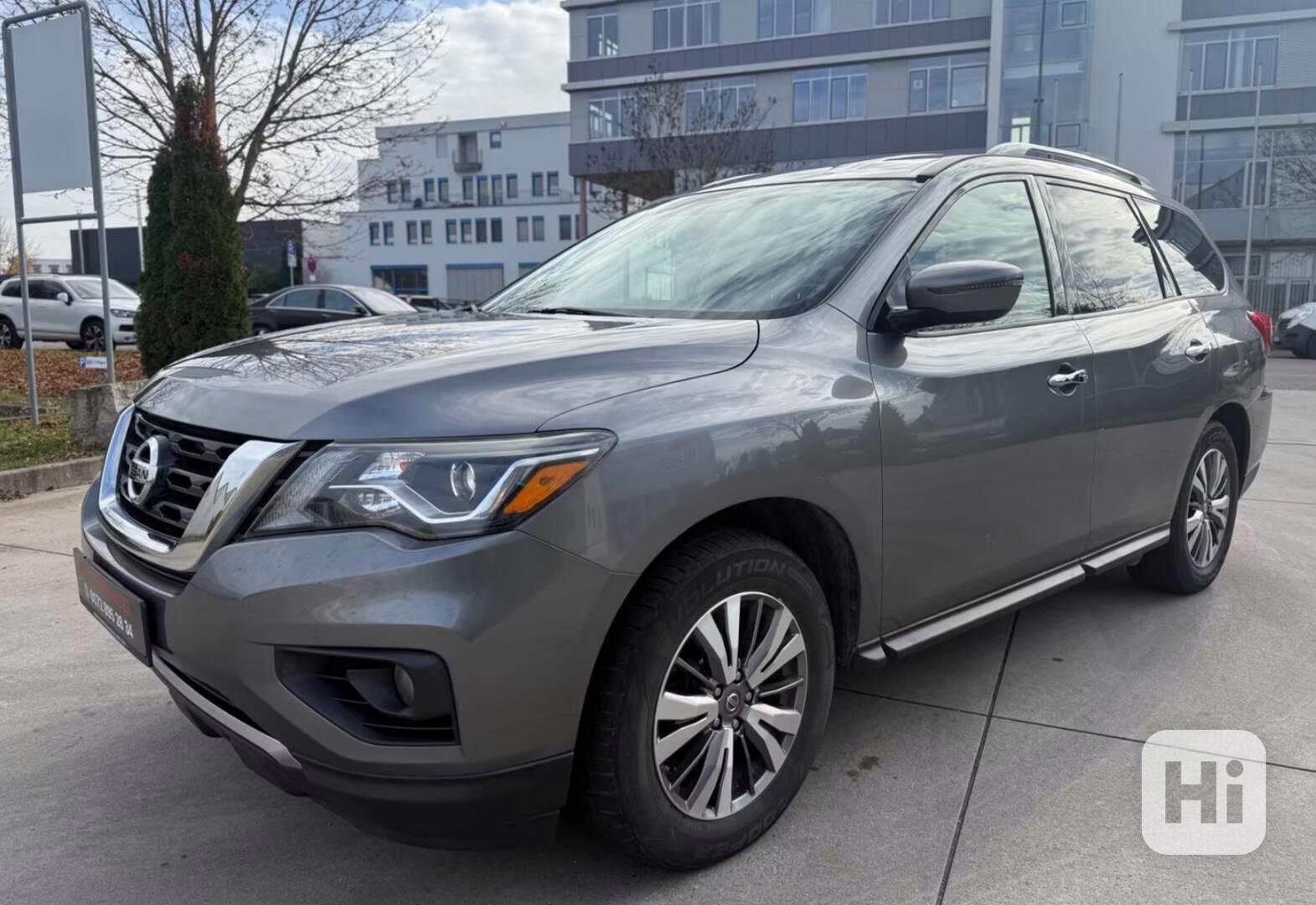 Nissan Pathfinder SV 3.5i benzín 212kw - foto 1