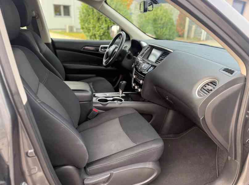 Nissan Pathfinder SV 3.5i benzín 212kw - foto 15