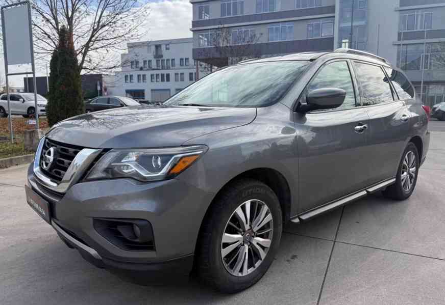 Nissan Pathfinder SV 3.5i benzín 212kw - foto 1