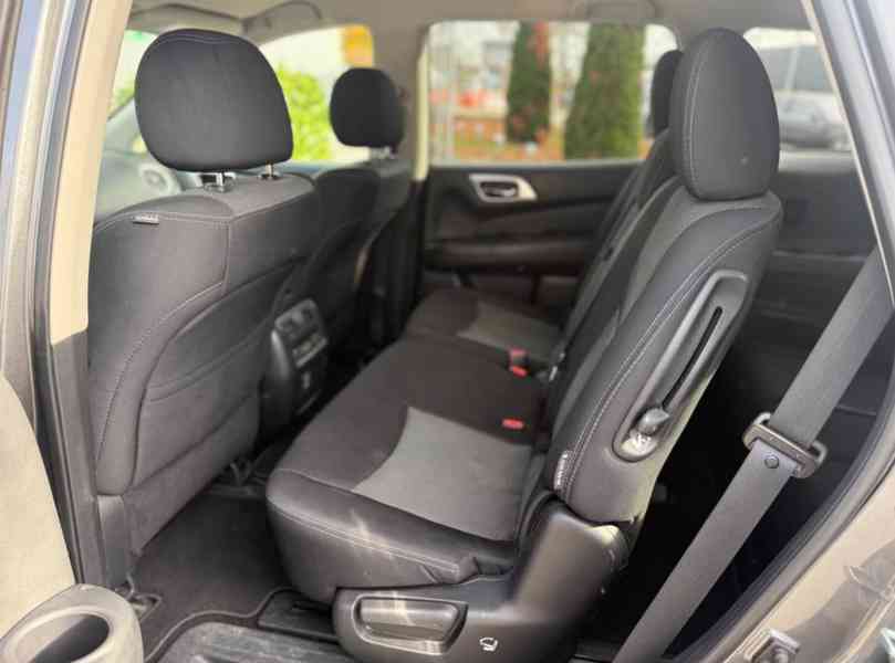 Nissan Pathfinder SV 3.5i benzín 212kw - foto 12