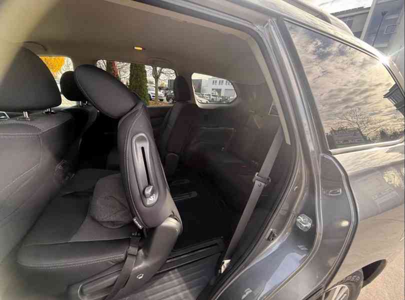 Nissan Pathfinder SV 3.5i benzín 212kw - foto 14