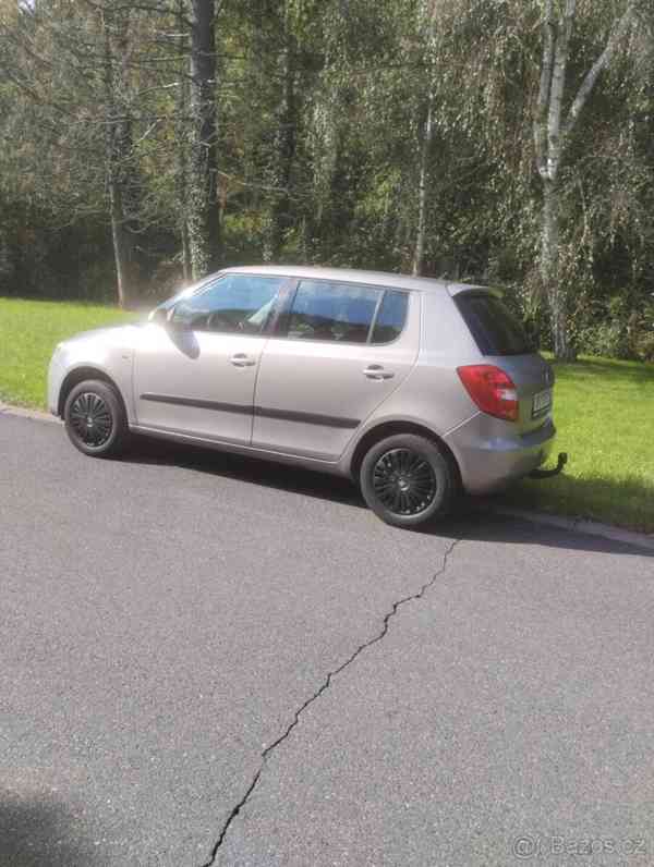 Škoda Fabia 1,2   I.44KW,M.2008 STK2026 - foto 9