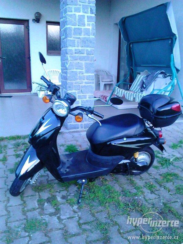 Elektroskútr 1200 W - foto 4