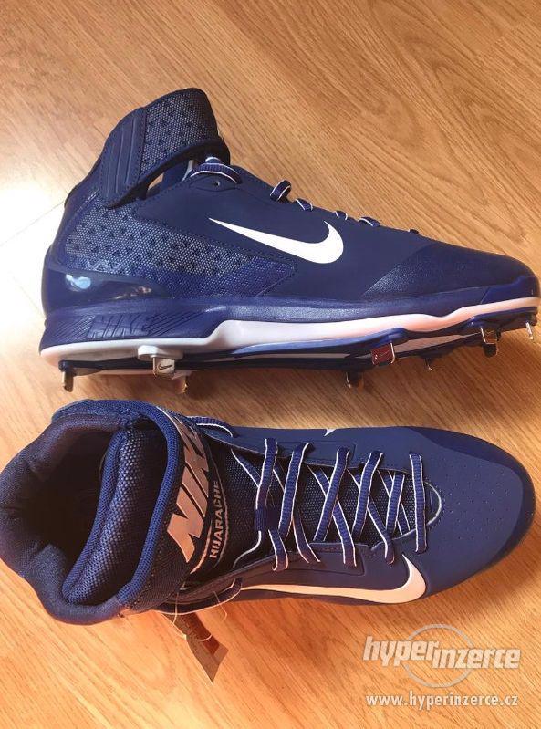 nike huarache baseball cleats