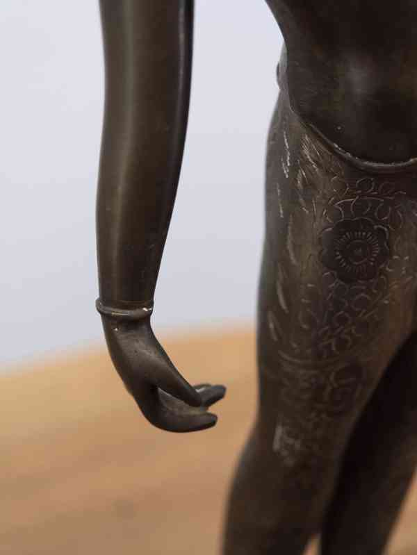 Bronzová chrámová socha na lotosovém podstavci, Indie - foto 5