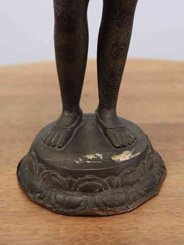 Bronzová chrámová socha na lotosovém podstavci, Indie - foto 3