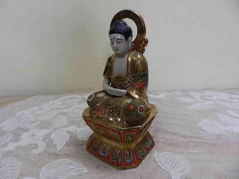 Luxusní Japonská bohatě zdobená soška Budha Satsuma  - foto 7