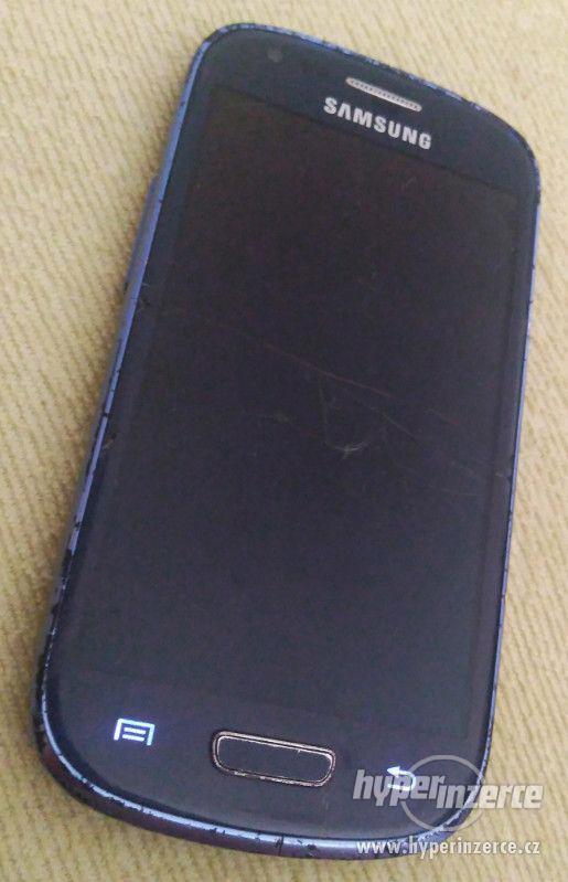 Samsung Galaxy S 3 mini - k opravě nebo na náhr. díly!!! - foto 1