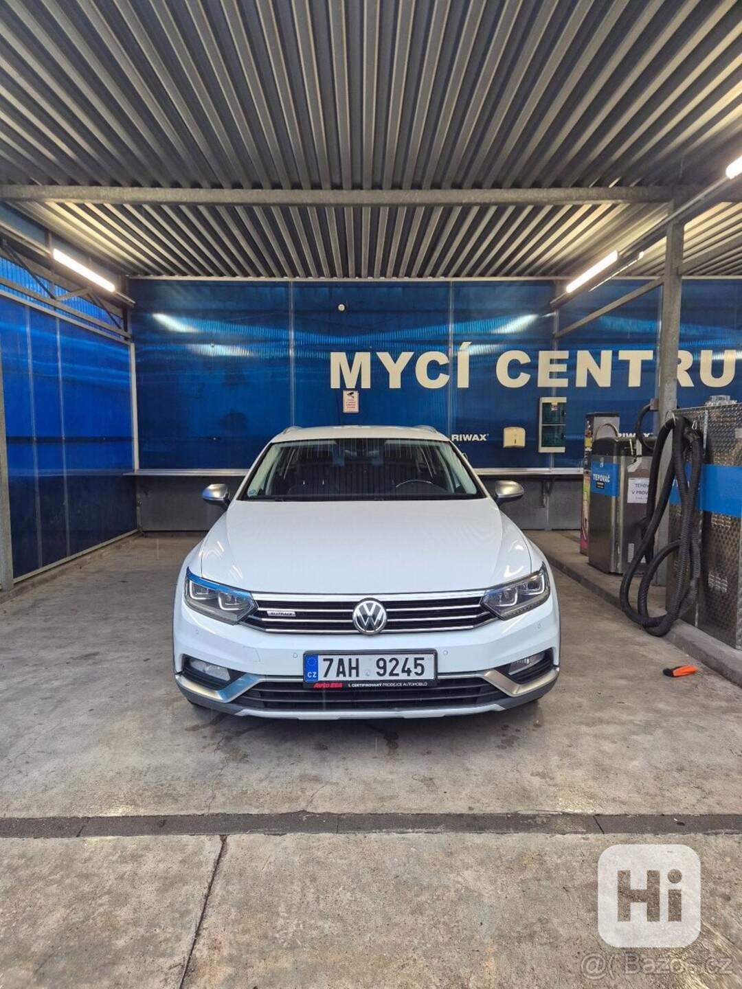 Volkswagen Passat 2,0   b8 Alltrack 2018 - foto 1