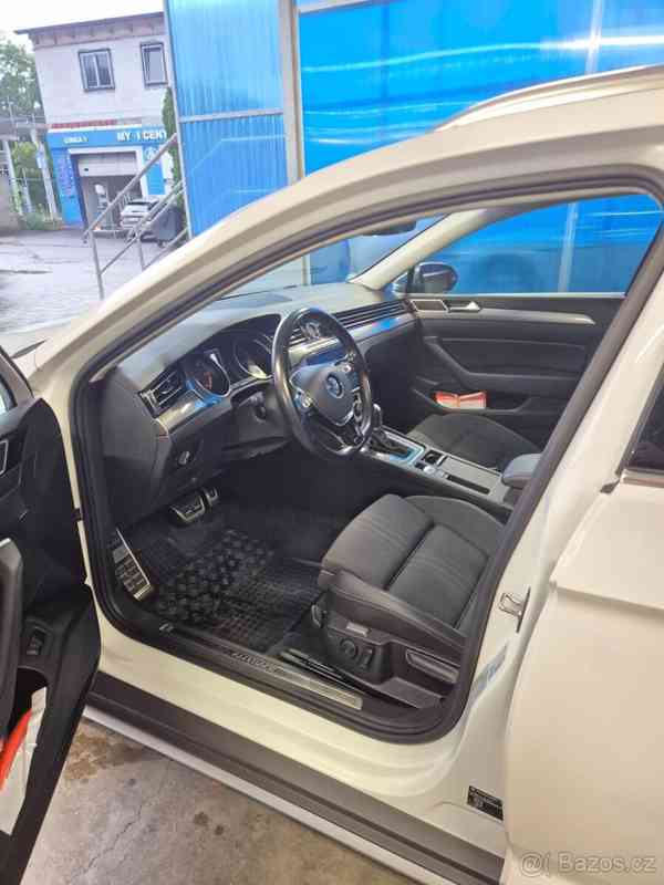 Volkswagen Passat 2,0   b8 Alltrack 2018 - foto 7