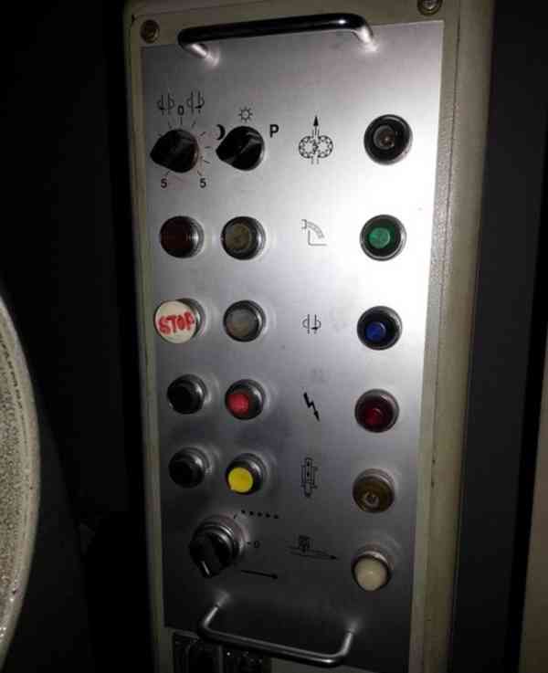 Elektroerozivní hloubící stroj SIP-3 EE (6263.) - foto 4