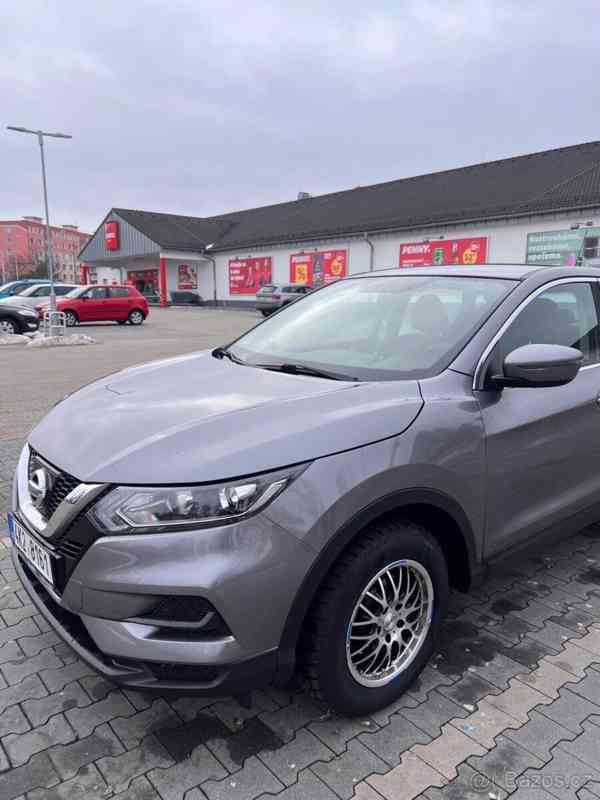 Nissan Qashqai 1,2 - foto 2
