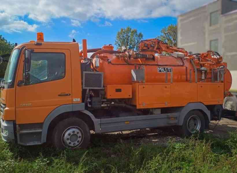 3+3m3 fekál kombi 12t Mercedes - foto 2