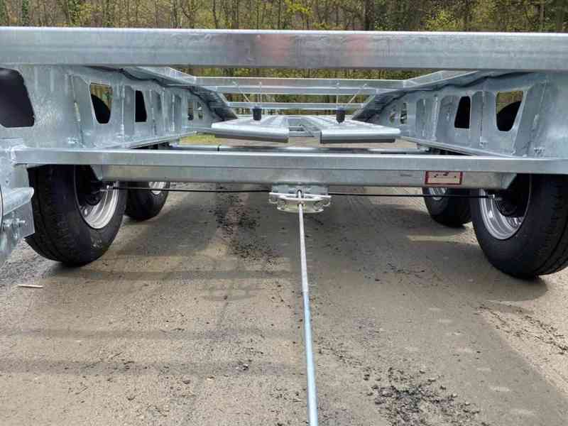 Dvoulomenný autopřepravník TEMARED CAR 4520S 2700kg - foto 5