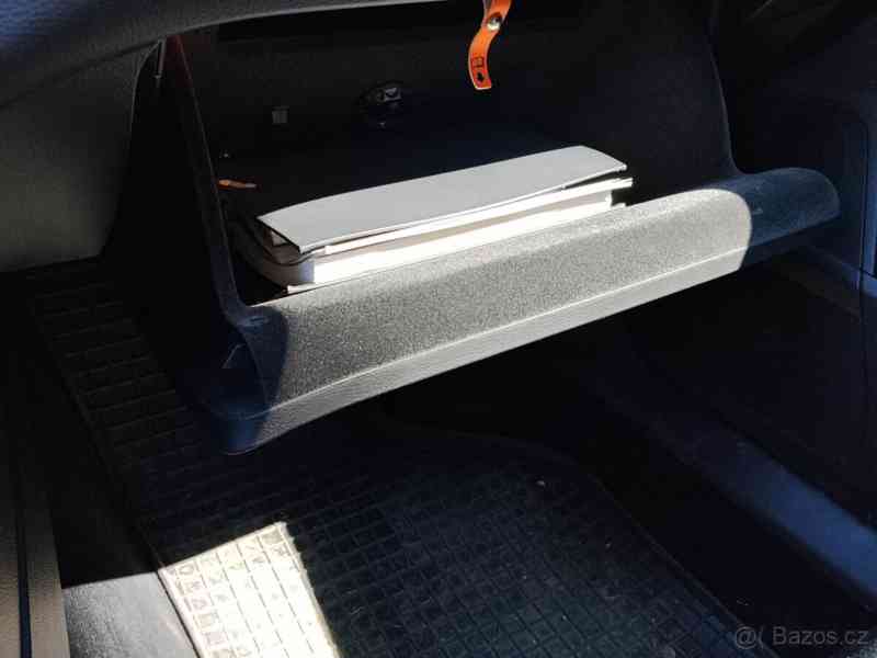 Volkswagen Passat, 2,0 TFSi 147 Kw DSG klima kůže - foto 14