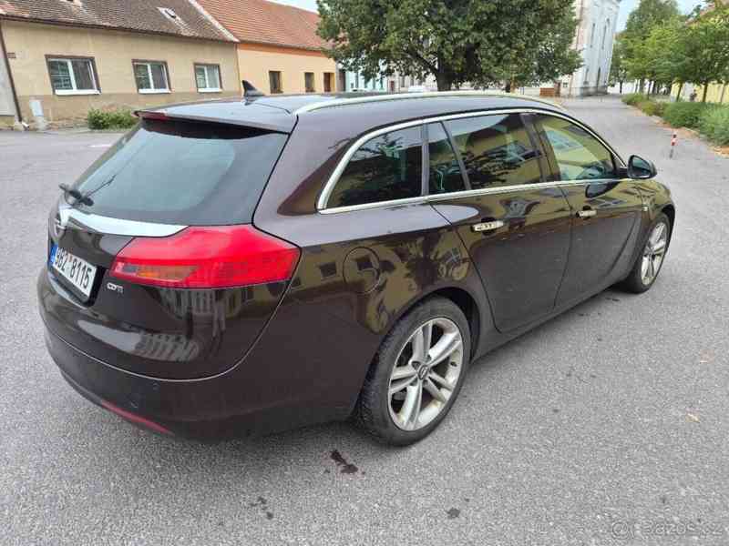 Opel Insignia 2,0   CDTi manuál - foto 4