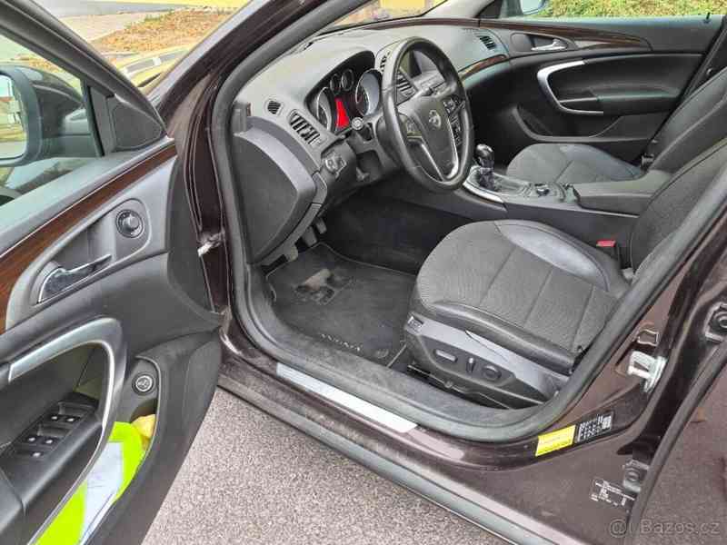 Opel Insignia 2,0   CDTi manuál - foto 7