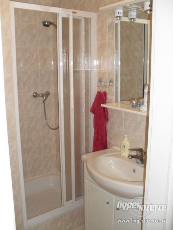 Prodám byt 2+1+garáž - foto 8