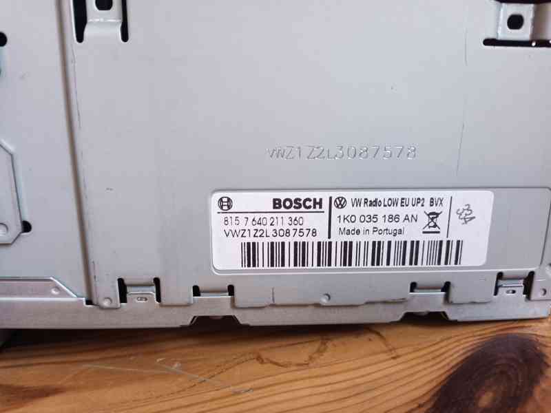 Autorádio RCD310 1K0 035 186 AN - foto 2