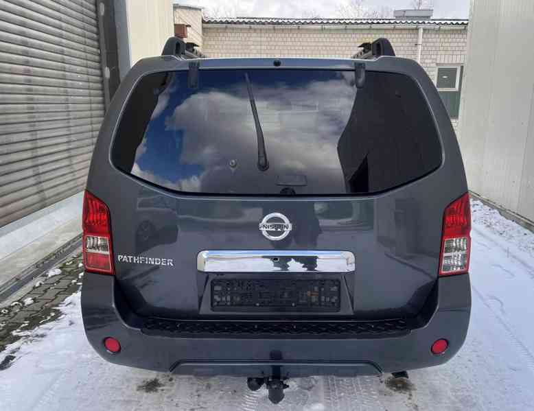 Nissan Pathfinder 3.0 dCi LE 170kw - foto 5