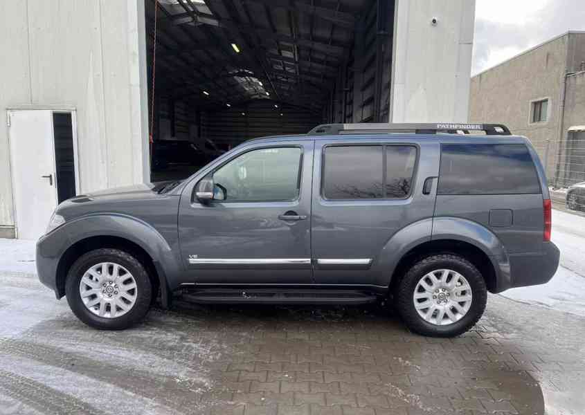 Nissan Pathfinder 3.0 dCi LE 170kw - foto 7