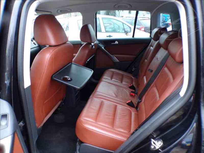 Volkswagen Tiguan 2,0 TSI-147KW AUTOMAT,4X4 - foto 9