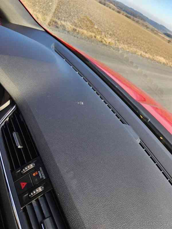 Škoda Octavia 2,0 3 RS tdi - foto 2