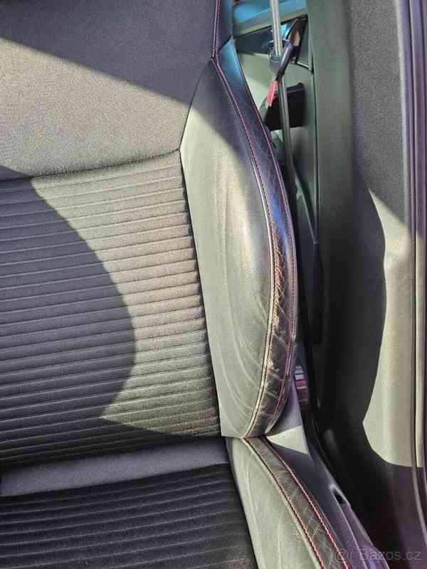 Škoda Octavia 2,0 3 RS tdi - foto 11