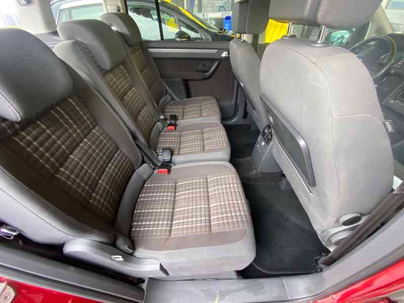 Volkswagen Touran Cross 2.0 TDI 103kw - foto 14