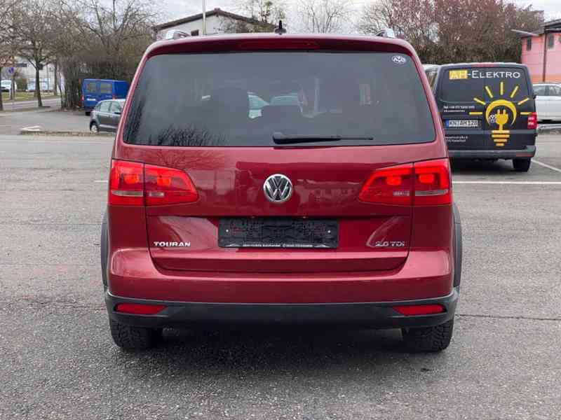 Volkswagen Touran Cross 2.0 TDI 103kw - foto 8