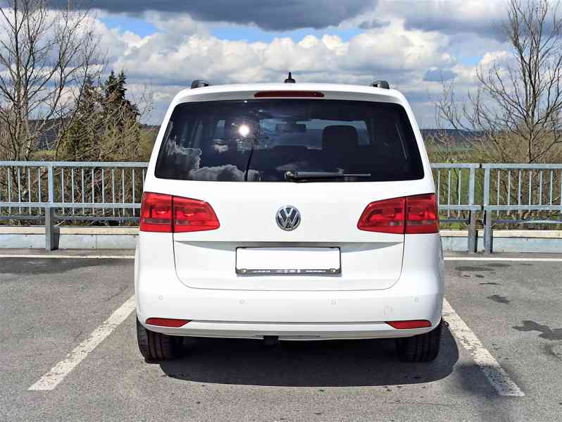 Volkswagen Touran Match 2.0 TDi, Navigace, 2013 - foto 3