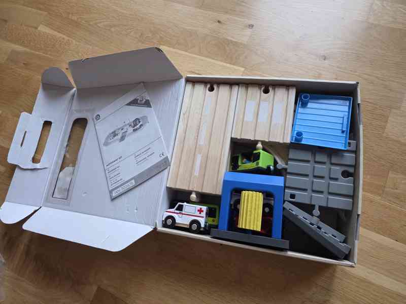 Dřevěná vláčkodráha - foto 2