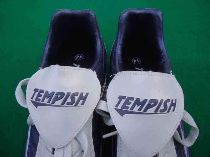 Nové kopačky Tempish Calibra vel.44 na trávu plastové špunty - foto 3