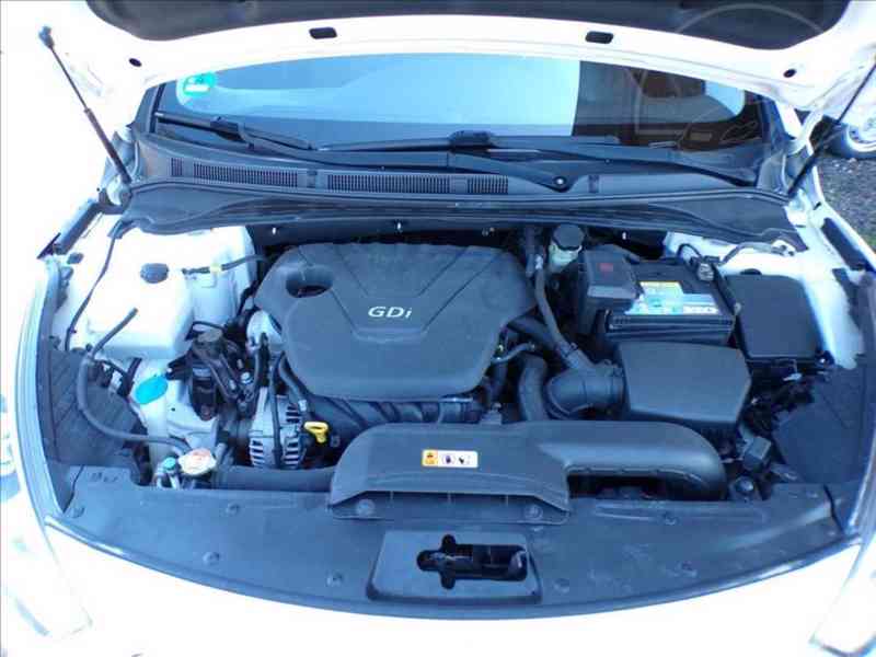 Hyundai i40 1,6 GDI - foto 12