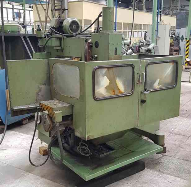 Frézka konzolová se souvislým řízením FGS 32 CNC (11412.) - foto 2