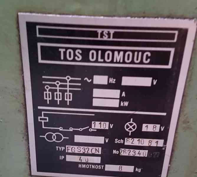 Frézka konzolová se souvislým řízením FGS 32 CNC (11412.) - foto 7