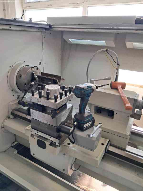 CNC soustruh FL-560/1500 - foto 8