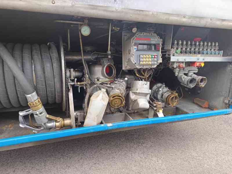 WILLIG SANA 42.5 - foto 12