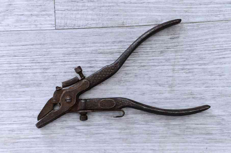 Historické ruční nářadí - foto 2