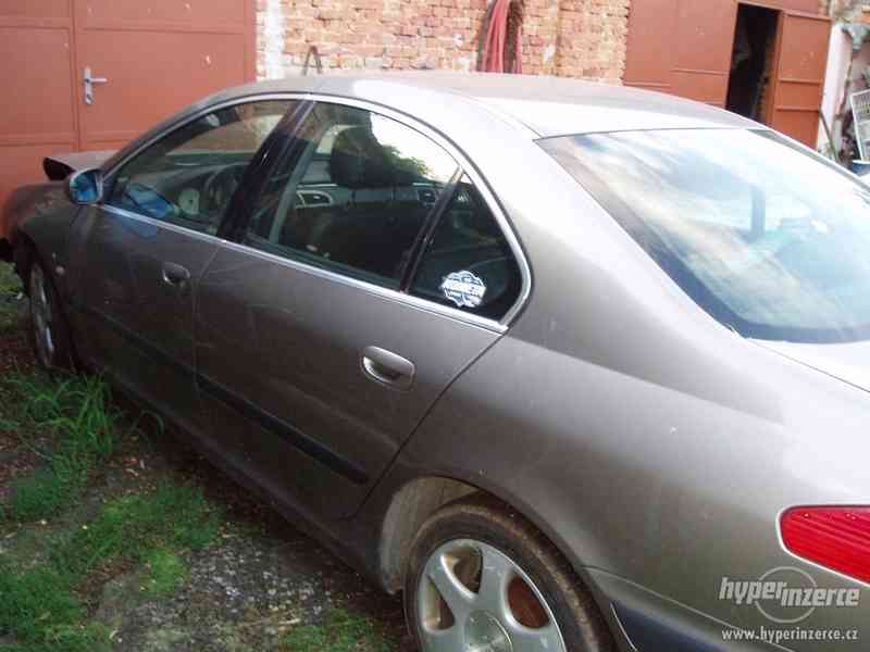 peugeot 607 sedan - foto 12