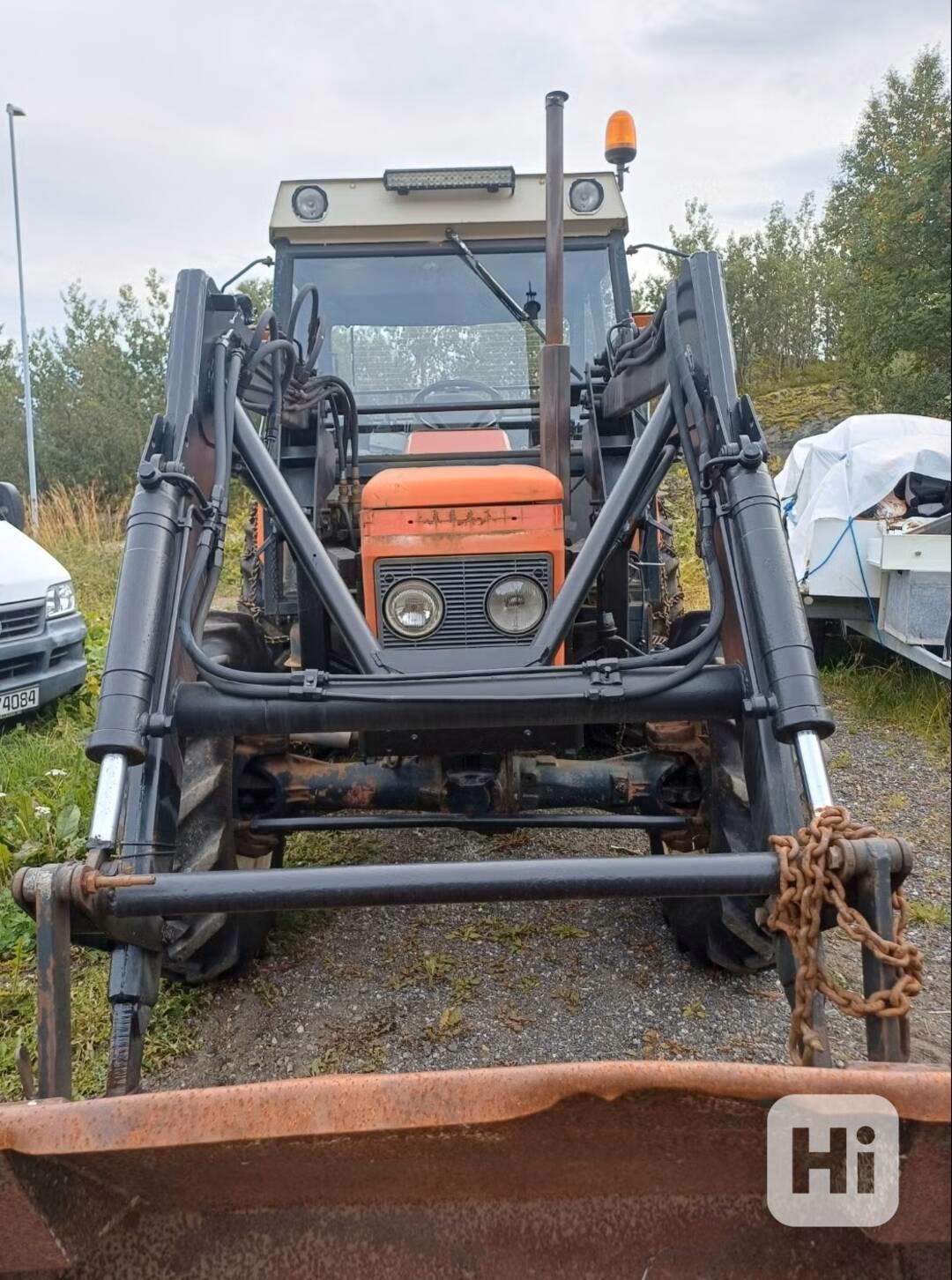 Traktor Zetor 6245 – velmi dobrý stav - foto 1
