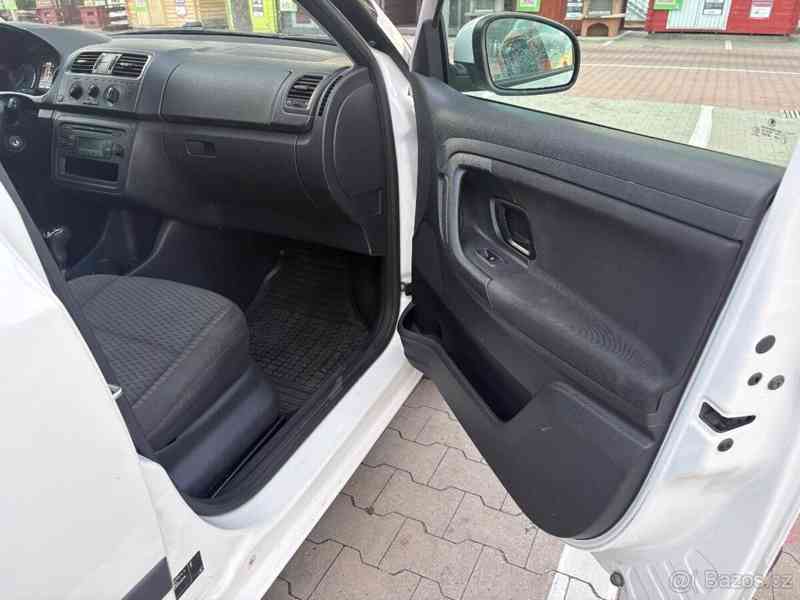 Škoda Fabia 1,6   TDI, 2012, STK 08/2026 - foto 13