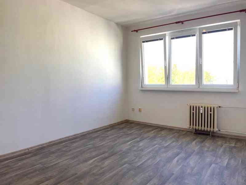 Pronájem bytu 1+1 v Kamenickém Šenově - foto 4