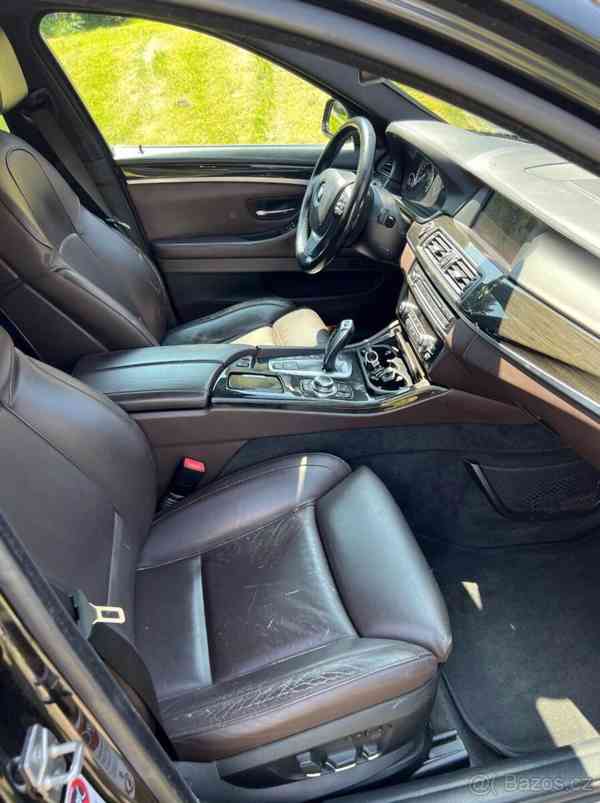 BMW Řada 5 3,0   535 D xDrive touring - foto 7