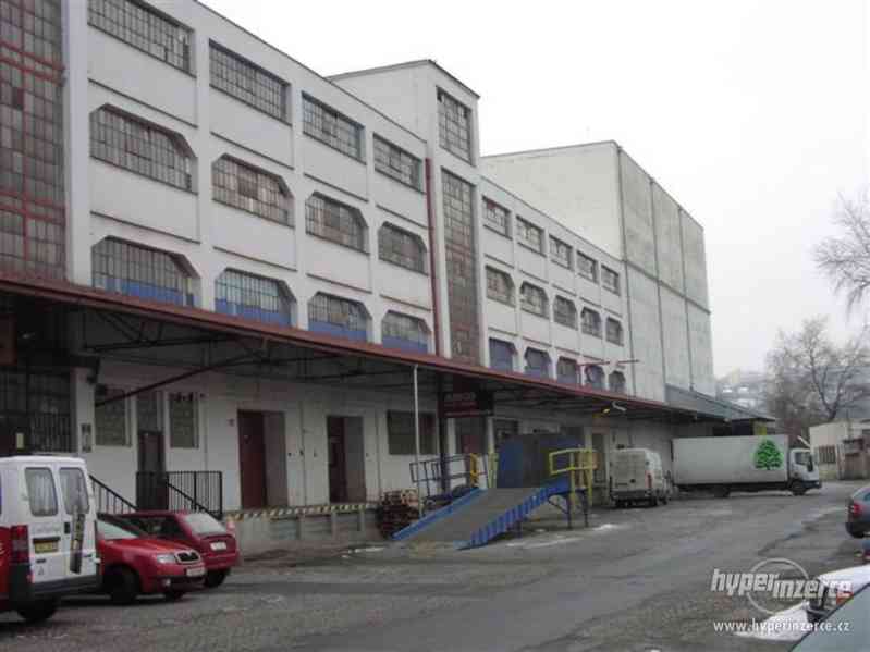 Nájem skladu 300 m2, výtahy, rampy, Praha 7 Holešovice - foto 1