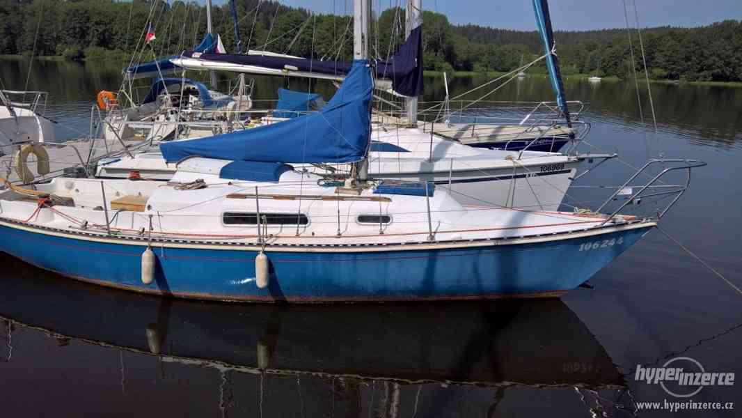 Plachetnice Trapper 28 - 400 - bazar - Hyperinzerce.cz