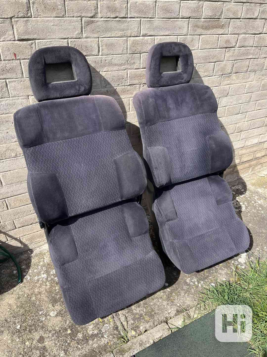 Sedadla ŠKODA FAVORIT GLX - sada - foto 1