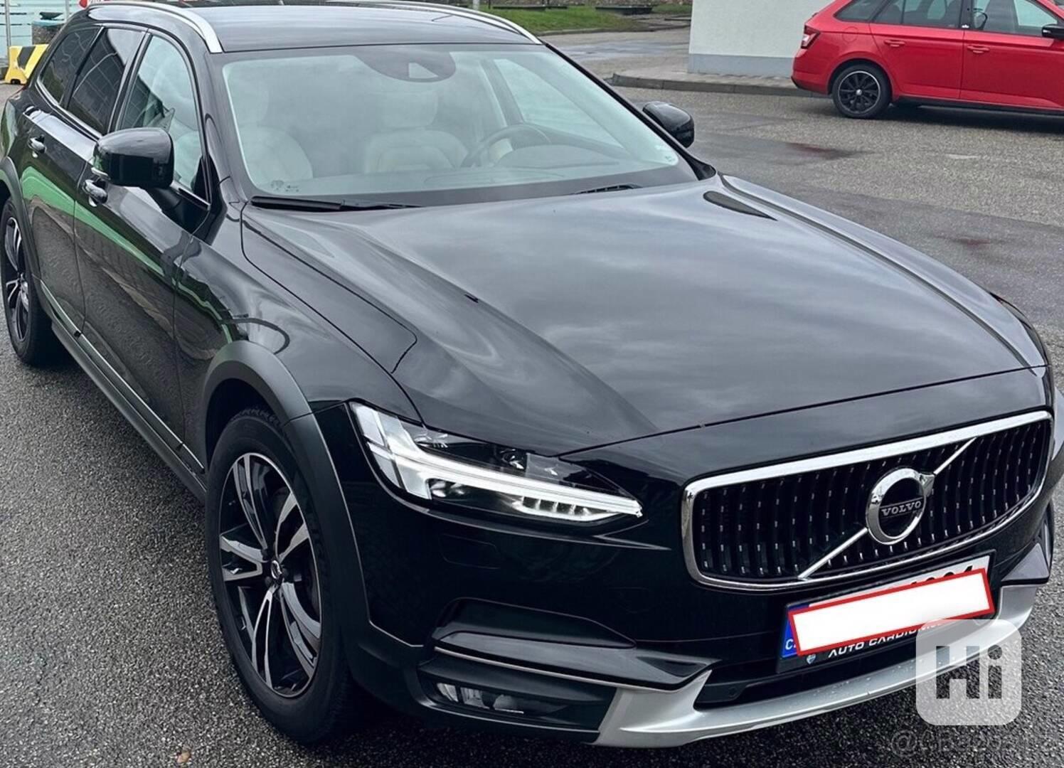 Volvo V90 2,0   Cross Country T5 AWD - foto 1