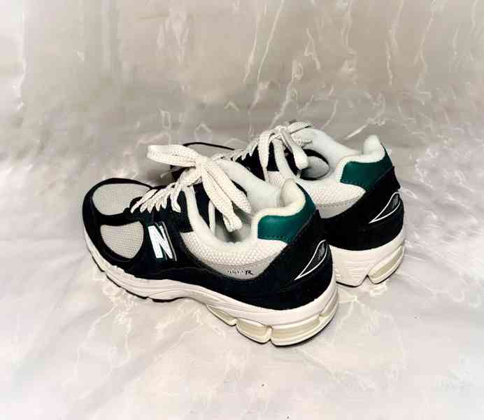 New Balance 2002R (M2002RRA) • Release 2024 • Nové  - foto 2