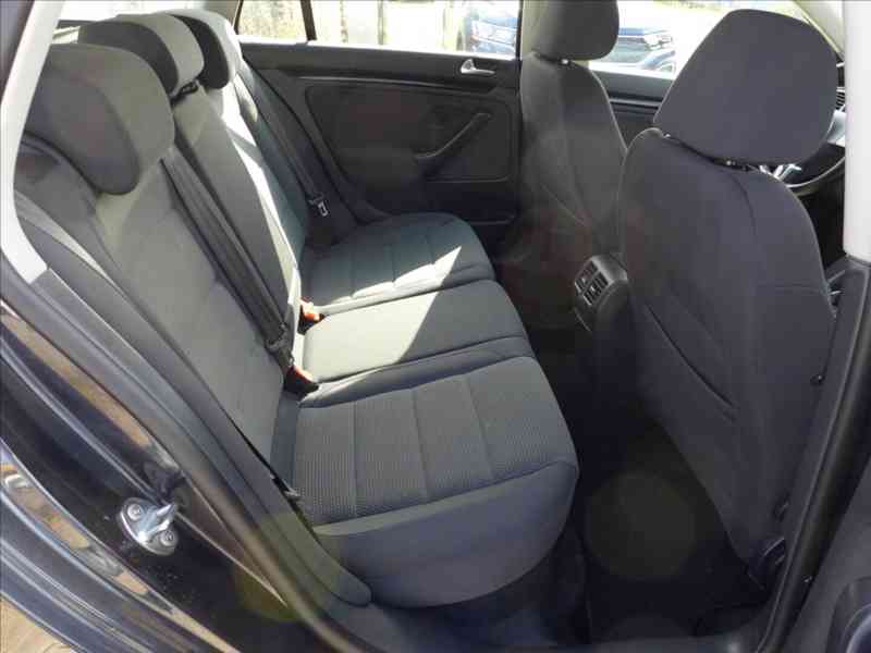 Volkswagen Golf 1,2 TSI DIGI KLIMA, SERVIS - foto 9
